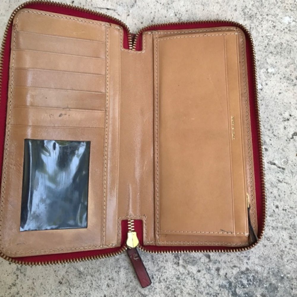 Kate Spade wallet   - Picture 3 of 4